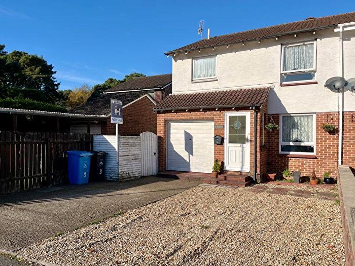 4 Bedroom Semi-Detached House For Sale In Nightjar Close, Creekmoor, Poole, BH17