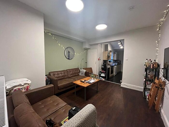 5 Bedroom Terraced House To Rent In Brailsford Road, Fallowfield, Manchester, M14