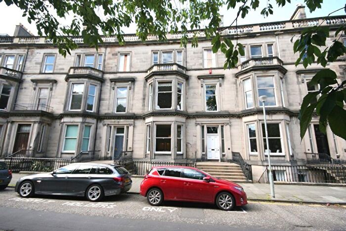 2 Bedroom Flat To Rent In Grosvenor Crescent, Edinburgh, EH12