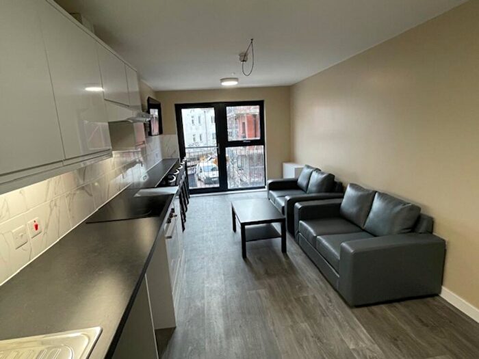 6 Bedroom Flat To Rent In Hepburn Road, Bristol, BS2