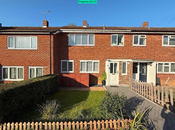 3 Bedroom Terraced House For Sale In Abbots Grove, Stevenage, SG1