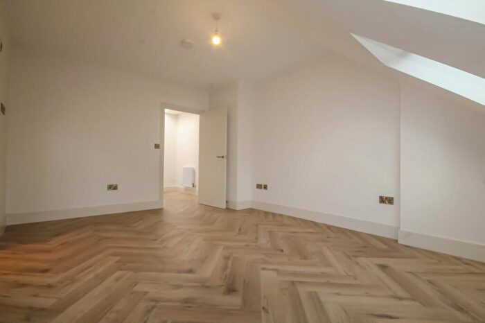 2 Bedroom Duplex For Sale In The Green, Surrey, CR6