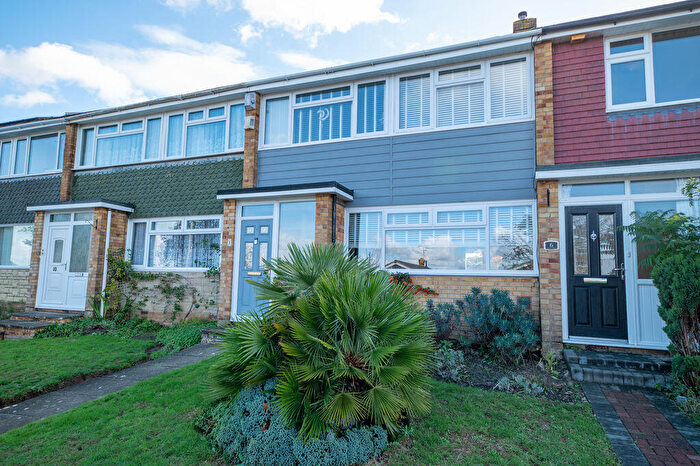 3 Bedroom Terraced House For Sale In Tanner's Ridge, Purbrook, PO7