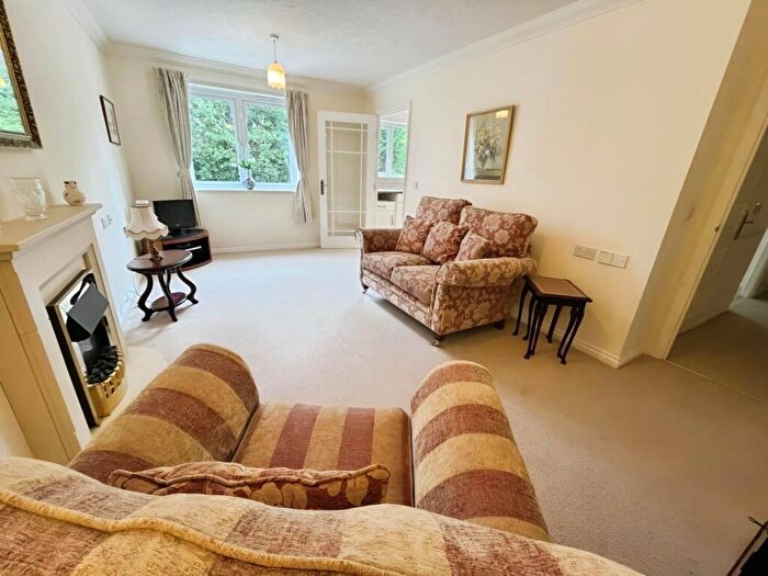 2 Bedroom Retirement Property For Sale In Church Road, Sutton Coldfield, B73