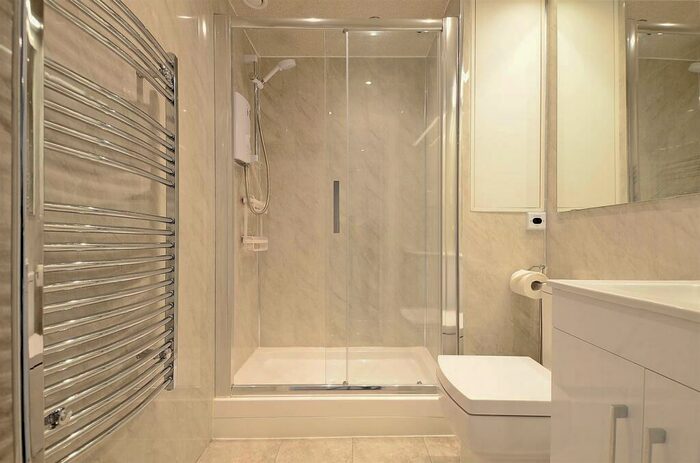 2 Bedroom Apartment To Rent In Apt Gordon Road, Sharrow Vale, Sheffield, S11