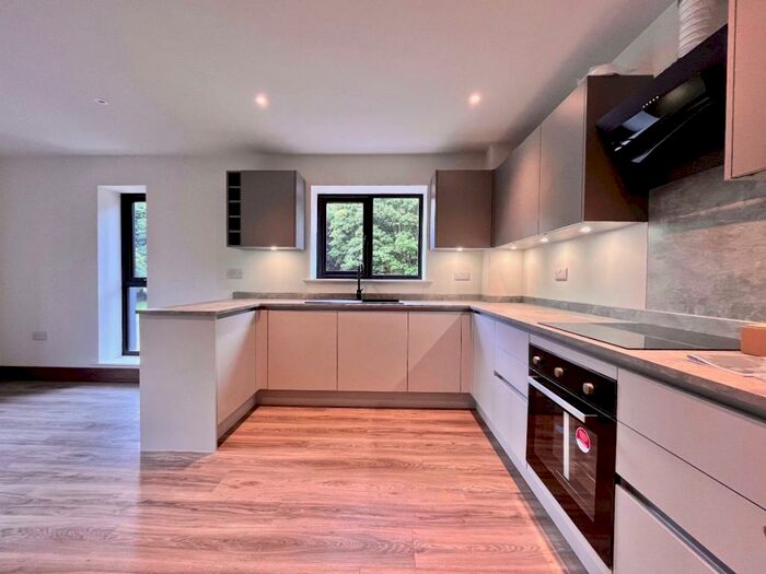 2 Bedroom Apartment To Rent In Apartment, Crimicar Lane, Sheffield, S10