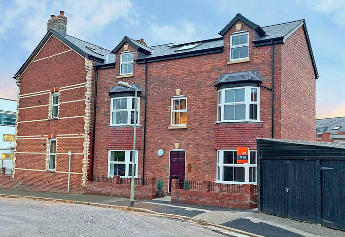 2 Bedroom Apartment To Rent In Magdalen Road, St Leonards, EX2