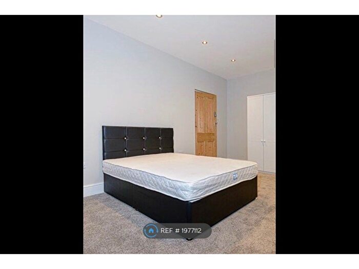 3 Bedroom End Of Terrace House To Rent In Park Drive, Ilkeston, DE7