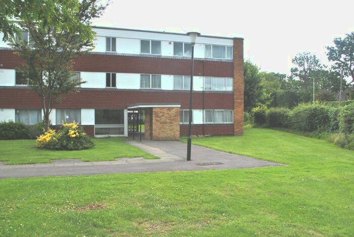 1 Bedroom Flat To Rent In Fayerfield, Potters Bar, EN6