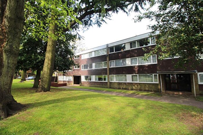 2 Bedroom Flat For Sale In Carpenter Road, Birmingham, West Midlands, B15