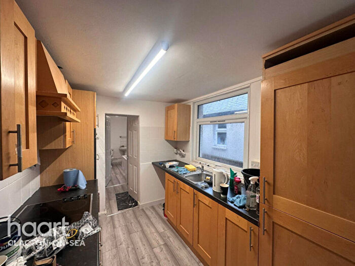 3 Bedroom Bungalow To Rent In Alvis Avenue, Clacton-On-Sea, CO15