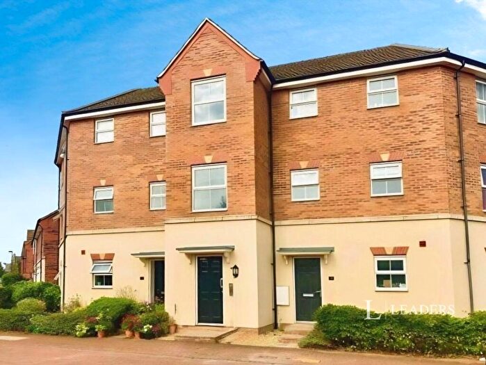 2 Bedroom Flat To Rent In Chepstow Drive, Bourne, Lincolnshire, PE10