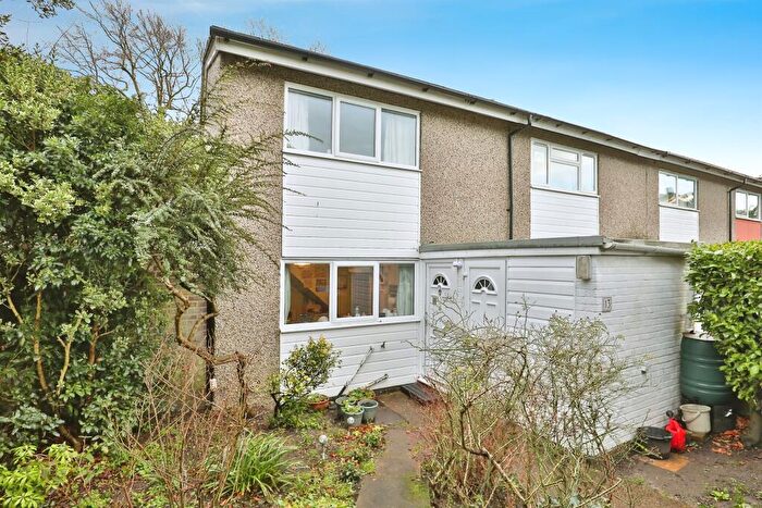 3 Bedroom End Of Terrace House For Sale In Millcroft, Norwich, NR3