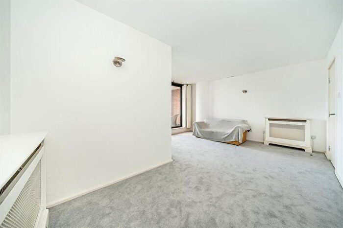 1 Bedroom Flat To Rent In Cromwell Road, South Kensington, SW7