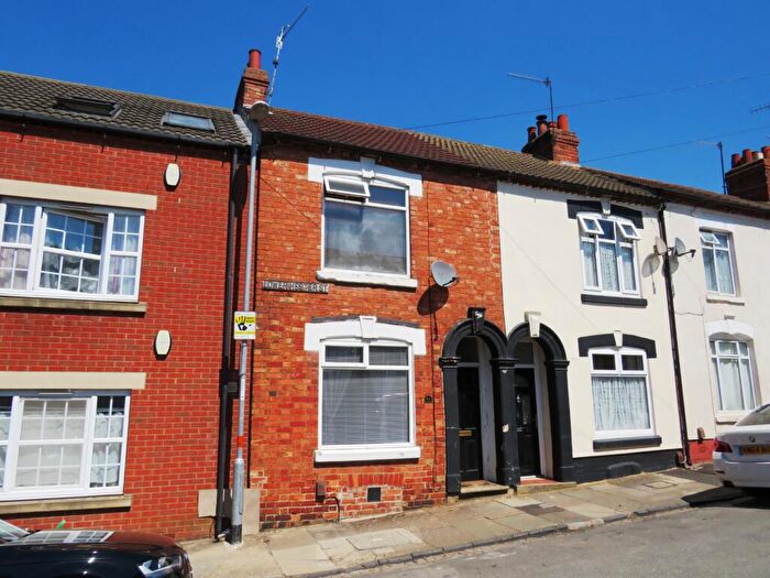 2 Bedroom Terraced House For Sale In Lower Hester Street, Northampton, NN2