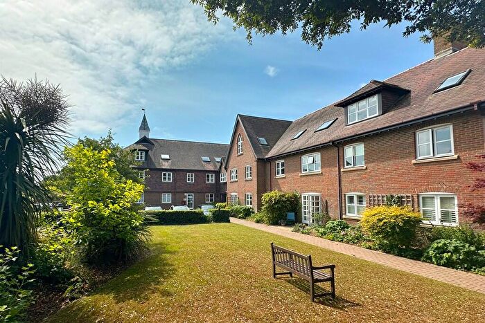1 Bedroom Retirement Property For Sale In Monmouth Court, Church Lane, Lymington, Hampshire, SO41