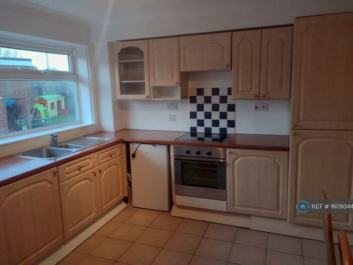 3 Bedroom Terraced House To Rent In Waveney Road, Ipswich, IP1