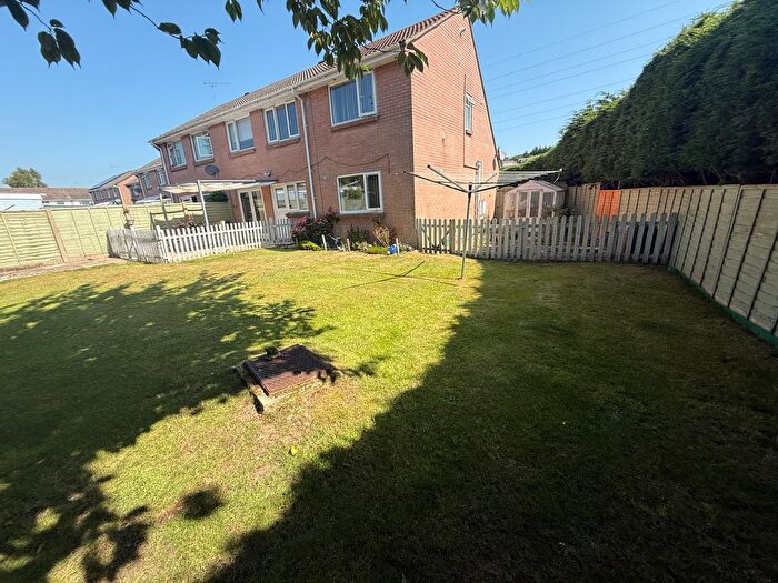 5 Bedroom Semi Detached House For Sale In Gussage Road, Parkstone, BH12