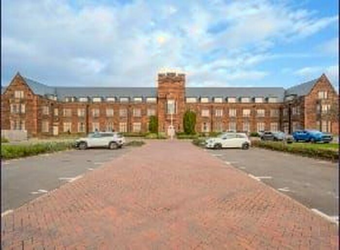 2 Bedroom Flat To Rent In Mallows Grove, Dudley, DY1