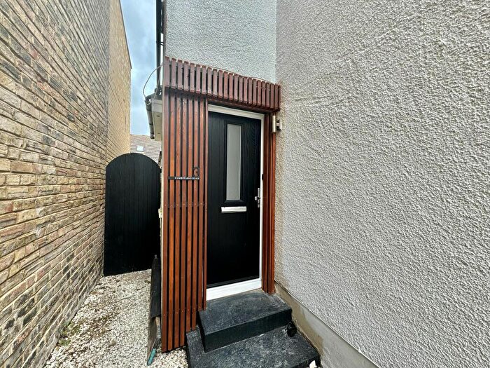 2 Bedroom Semi-Detached House To Rent In Cumberland Road, Ramsgate, CT11