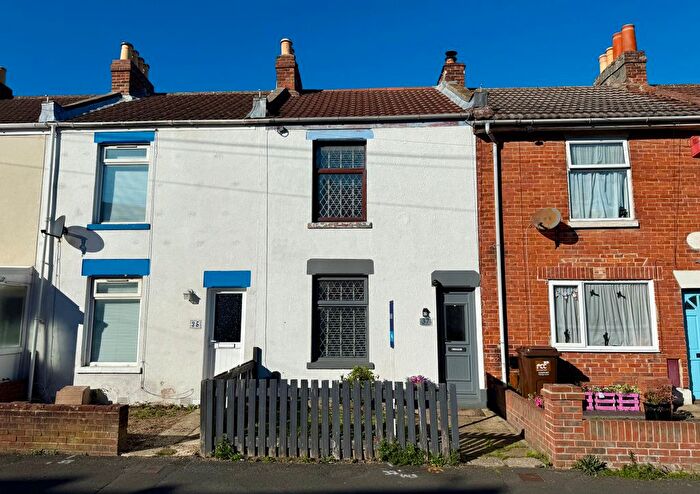 2 Bedroom Terraced House For Sale In Melville Road, Elson, Gosport, PO12