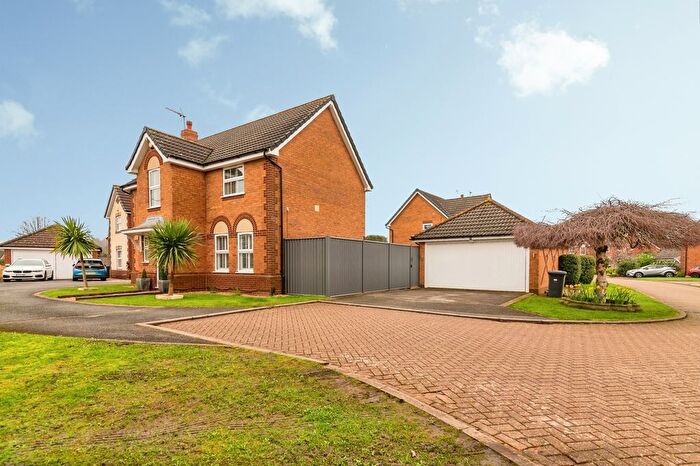 4 Bedroom Detached House For Sale In Seatoller Close, West Bridgford, Nottinghamshire, NG2