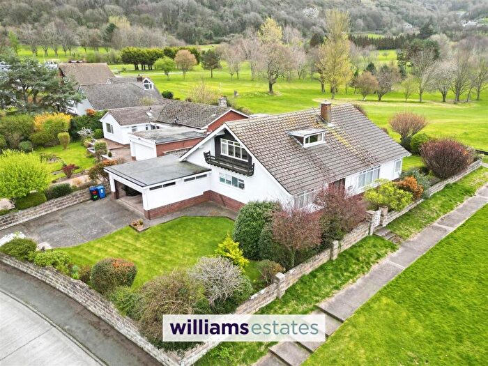 4 Bedroom House For Sale In The Paddock, Prestatyn, LL19