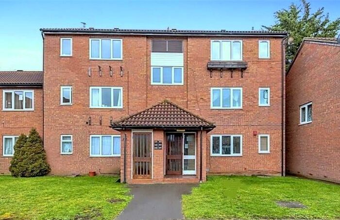 1 Bedroom Flat To Rent In Alburgh Close, Bedford, Bedfordshire, MK42