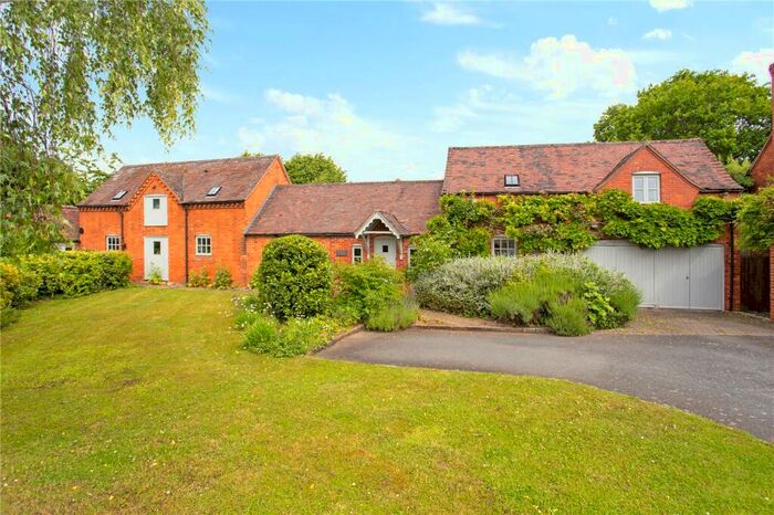 4 Bedroom Link Detached House For Sale In Manor Lane, Bredons Norton, Tewkesbury, Gloucestershire, GL20