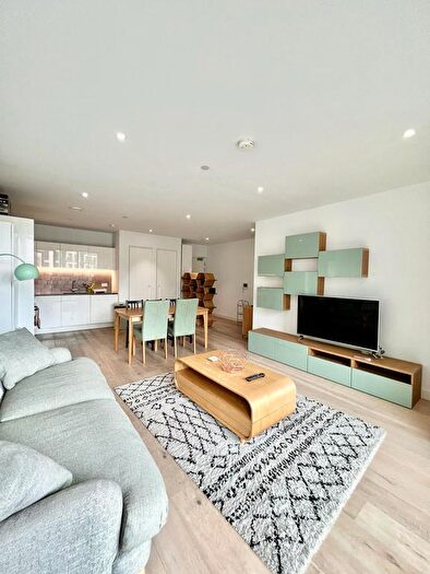 2 Bedroom Flat To Rent In Admiralty Avenue, London, E16