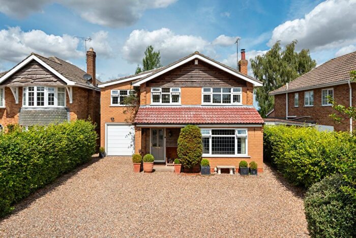 5 Bedroom Detached House For Sale In Back Lane, Bilbrough, York, YO23