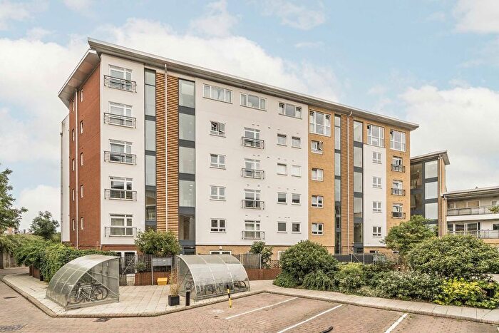 2 Bedroom Flat For Sale In Marcon Place, Hackney, E8