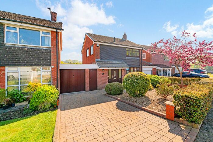 3 Bedroom Detached House For Sale In The Hall Coppice, Egerton, Bolton, BL7