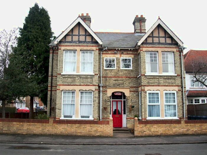 1 Bedroom Flat To Rent In Highfield House, Kings Road, St Neots, Cambridgeshire PE19