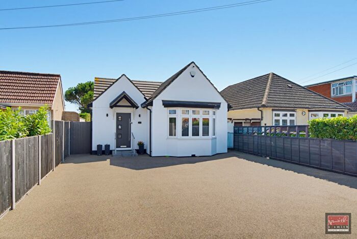 4 Bedroom Detached Bungalow For Sale In Feltham Road, Ashford, TW15