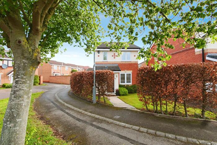 3 Bedroom Detached House For Sale In Hazelnut Grove, York, YO30
