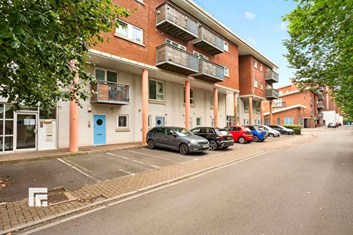 1 Bedroom Apartment For Sale In The Sandwharf, Jim Driscoll Way, Cardiff, CF11