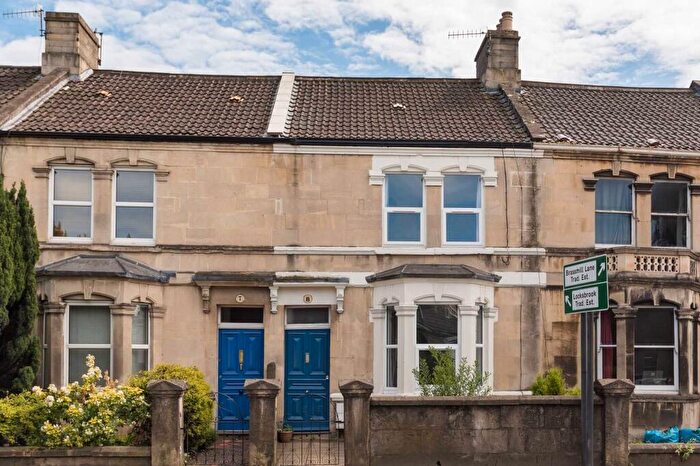 1 Bedroom Apartment To Rent In Windsor Villas, BA1