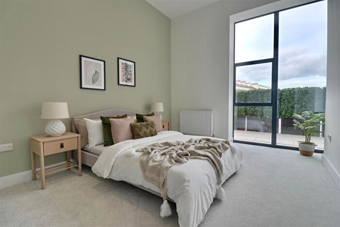 1 Bedroom Flat To Rent In Handleys Corner, Palmerston Road, Southsea, PO5