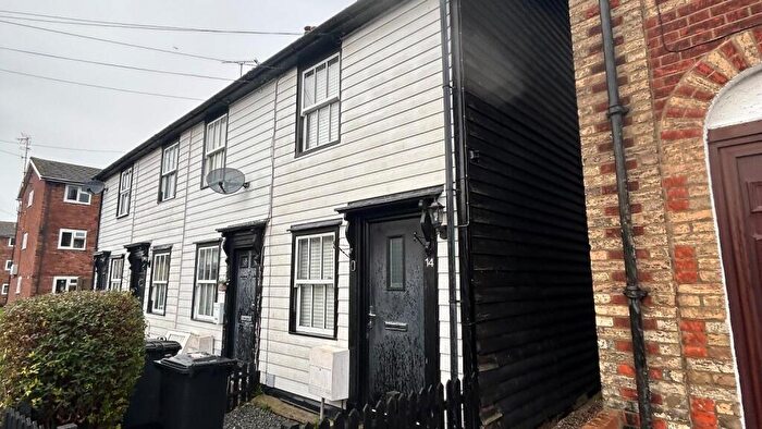 2 Bedroom End Of Terrace House For Sale In Western Road, Burnham-On-Crouch, CM0