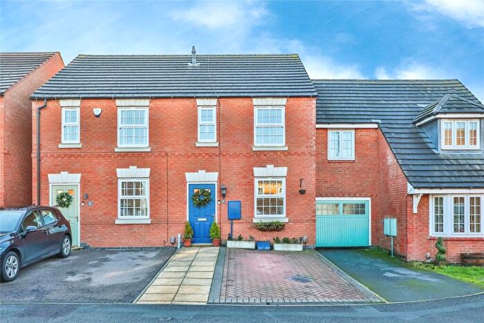 3 Bedroom Town House For Sale In The Hay Fields, Rainworth, Mansfield, Nottinghamshire, NG21