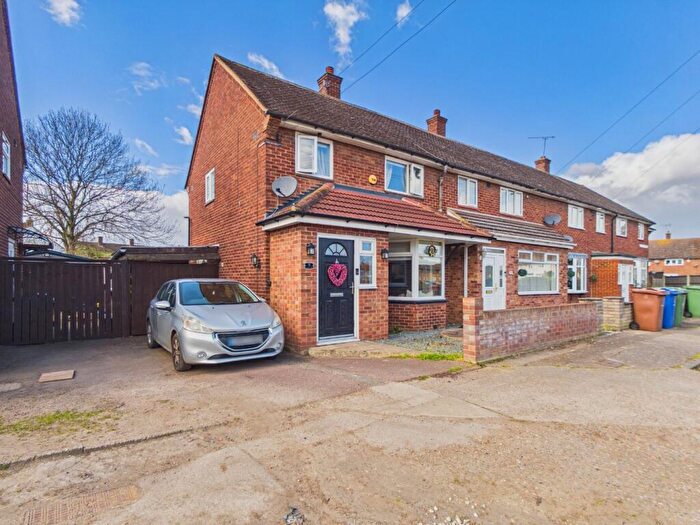 2 Bedroom End Of Terrace House For Sale In Enborne Green, South Ockendon, Essex, RM15