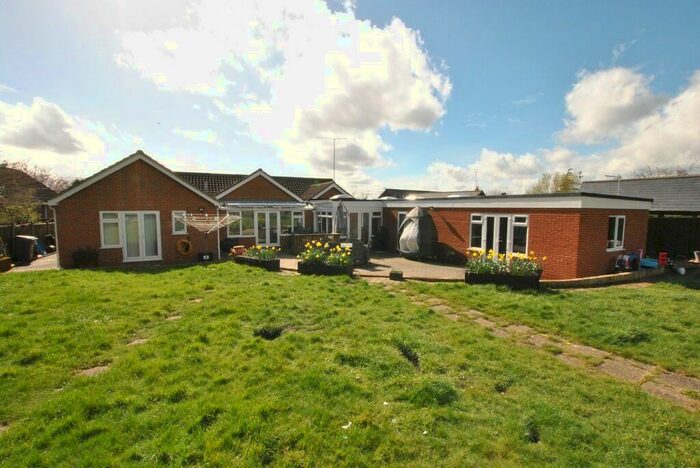 4 Bedroom Detached Bungalow For Sale In Hundon Road, Kedington, CB9