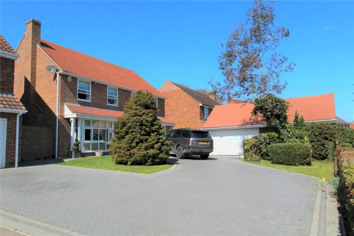 4 Bedroom Detached House To Rent In Rectory Meadow, Southfleet, Gravesend, Kent, DA13