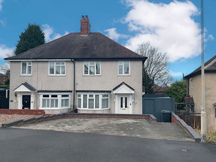 3 Bedroom Semi Detached House For Sale In Grange Lane, Stourbridge, West Midlands, DY9