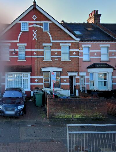 Studio To Rent In Burnt Oak Broadway, Edgware, Middlesex, HA8