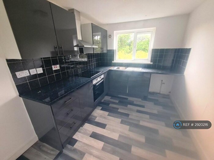 3 Bedroom Flat To Rent In Alderwood Avenue, Liverpool, L24