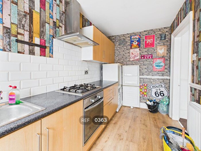 1 Bedroom Flat To Rent In Spring Bank, Hull, HU3