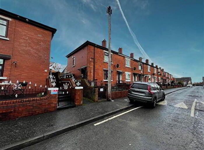 3 Bedroom End Of Terrace House For Sale In Brittons Drive, Belfast, BT12