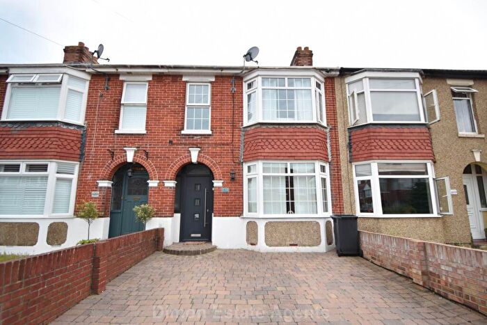 3 Bedroom Terraced House For Sale In Albemarle Avenue, Elson, PO12